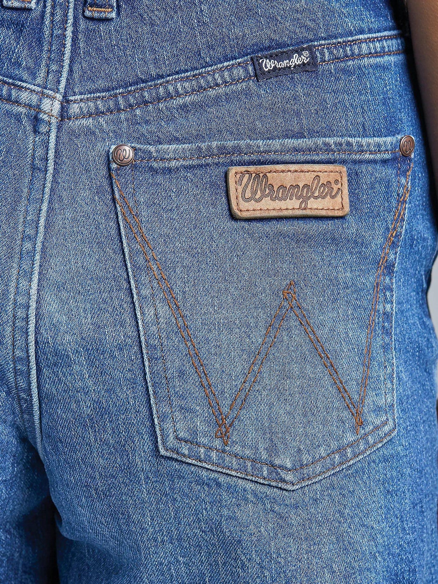 Wrangler Retro® 112344625 Bailey Short - High Rise - Samantha