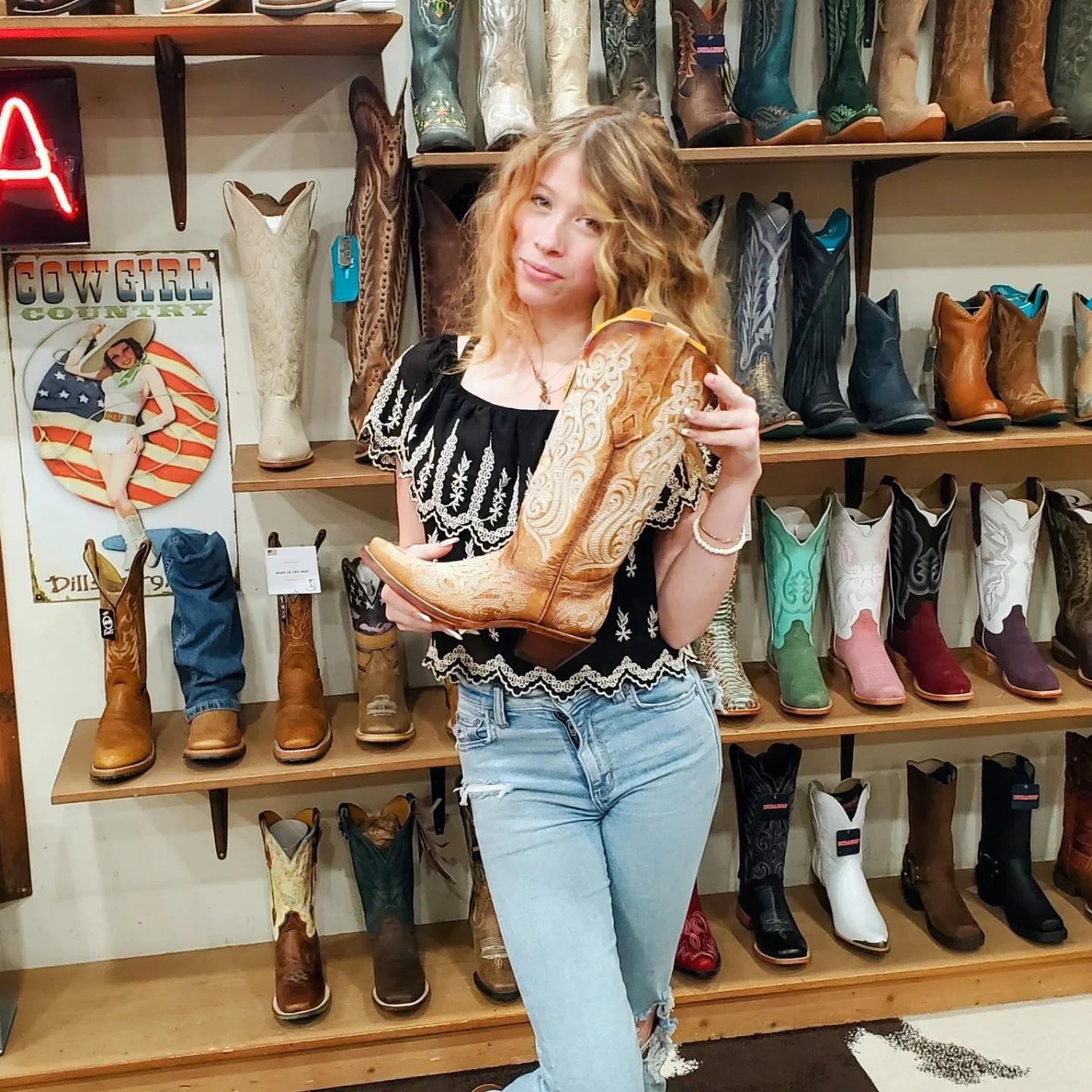 Corral C4144 Crackled Straw Boots with Blue Luminescent Embroidery