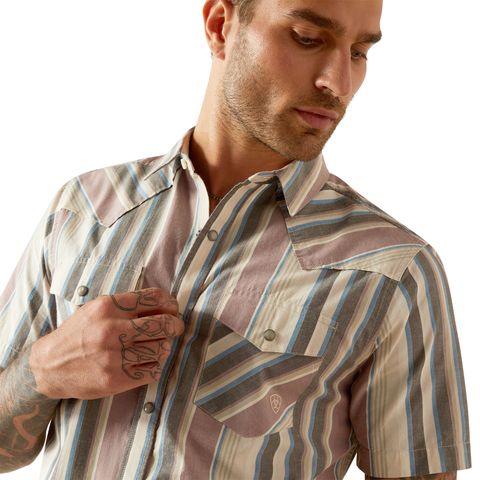 Ariat 10054701 Men's Hughie Retro Fit Shirt