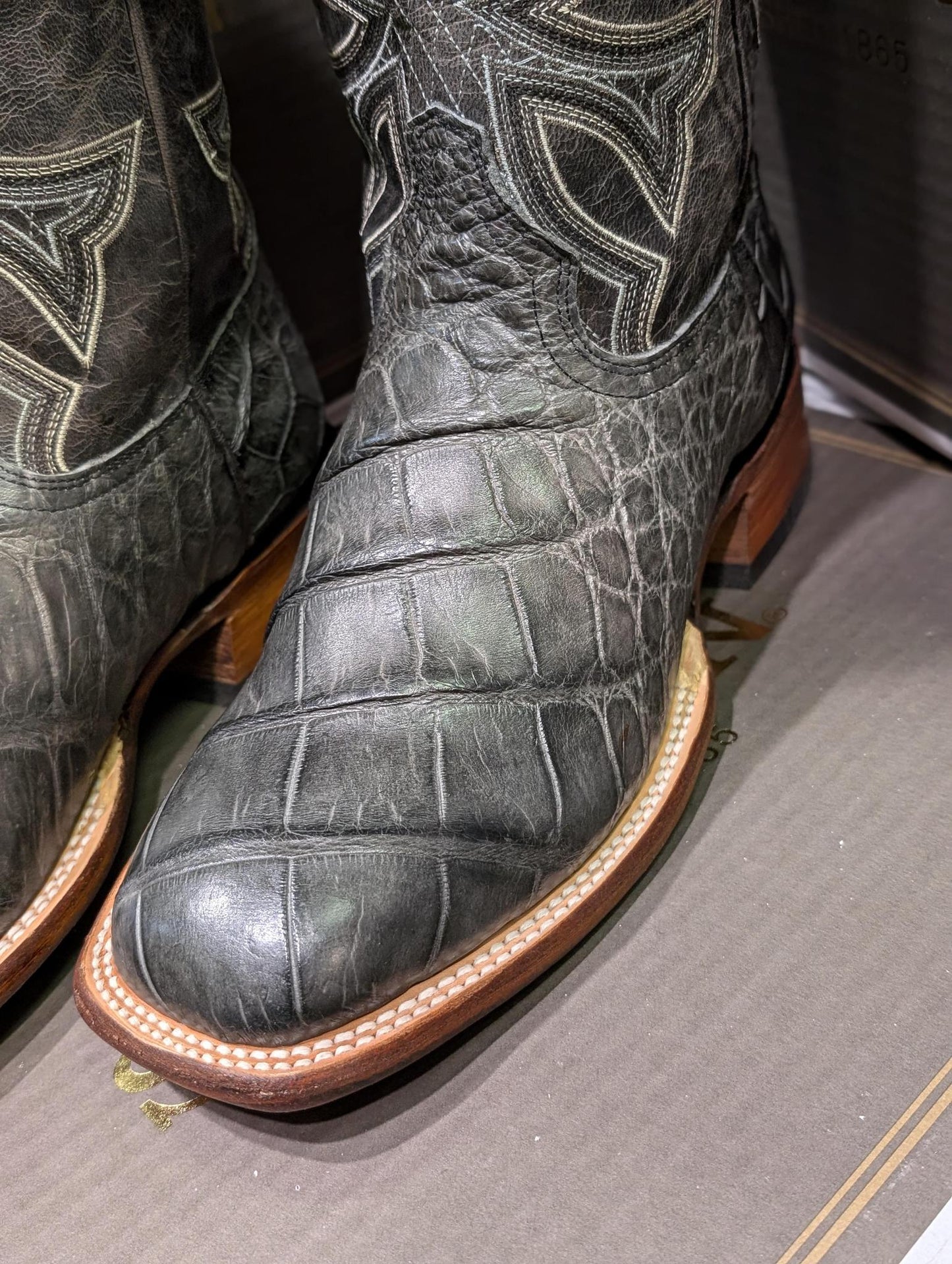 Stetson 12-020-1852-0511 Grey Alligator