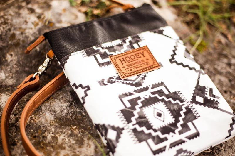 Hooey HCB003-WHBK "WHITERIVER" WHITE/BLACK AZTEC PATTERN CROSSBODY PURSE